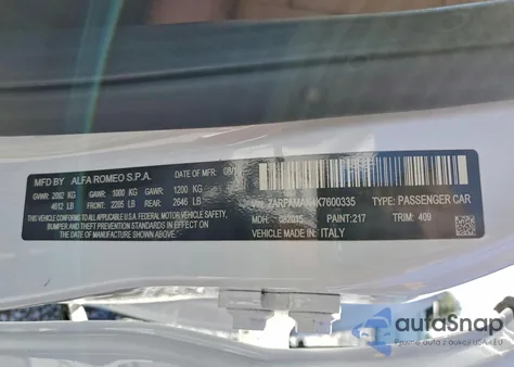 2019 Alfa Romeo Giulia z USA, uszkodzony, nr VIN ZARFAMAN4K7600335